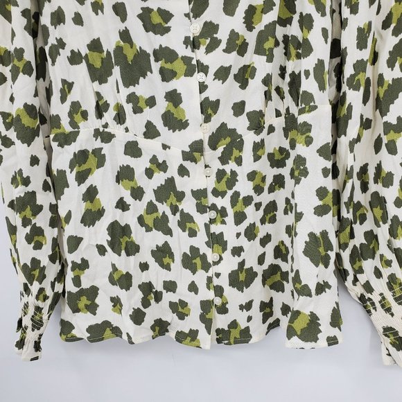 NWT Loft Ann Taylor Cheetah Print Smocked Cuff Square Neck Blouse L Petite - Picture 9 of 9